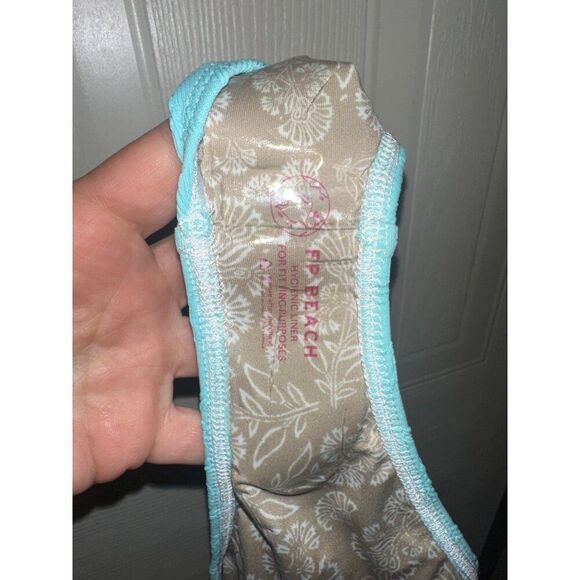 NWT Free People Free-EST The Traci Bikini Bottoms 
Size Medium - Picture 12 of 13
